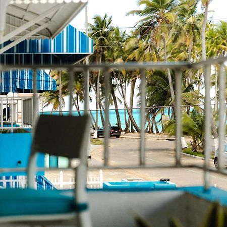 Oceanview Apartment Steps To The Beach Luquillo Buitenkant foto