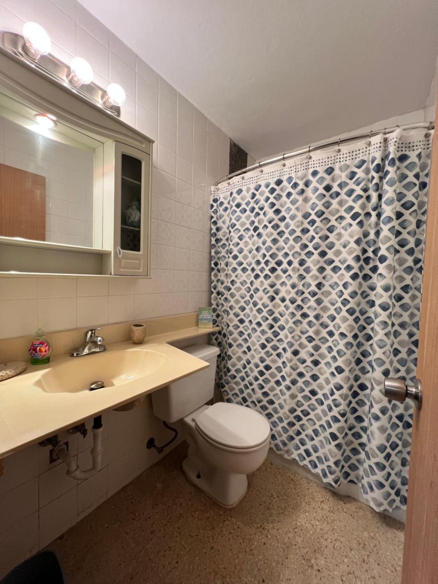 Oceanview Apartment Steps To The Beach Luquillo Buitenkant foto