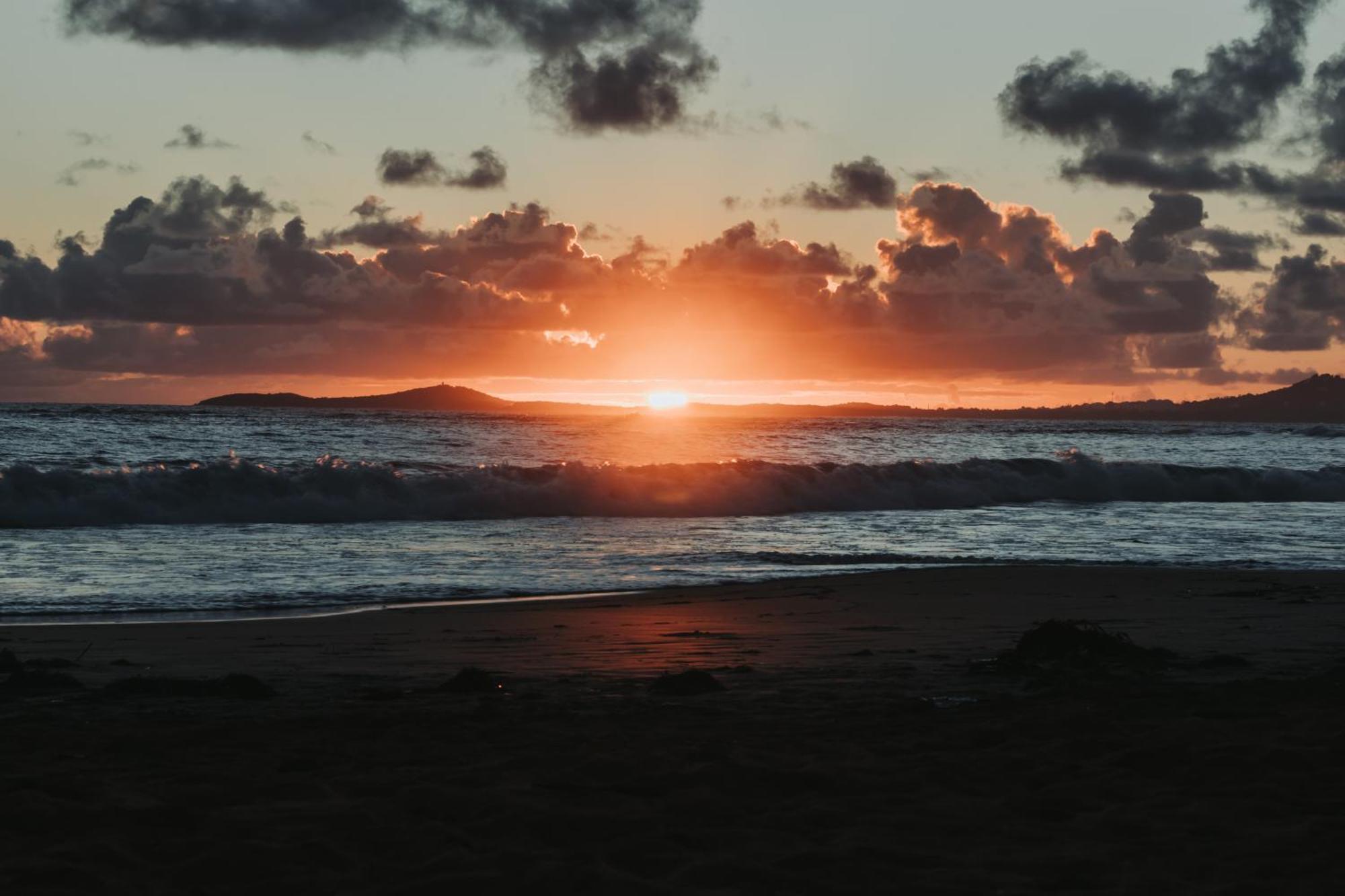 Oceanview Apartment Steps To The Beach Luquillo Buitenkant foto