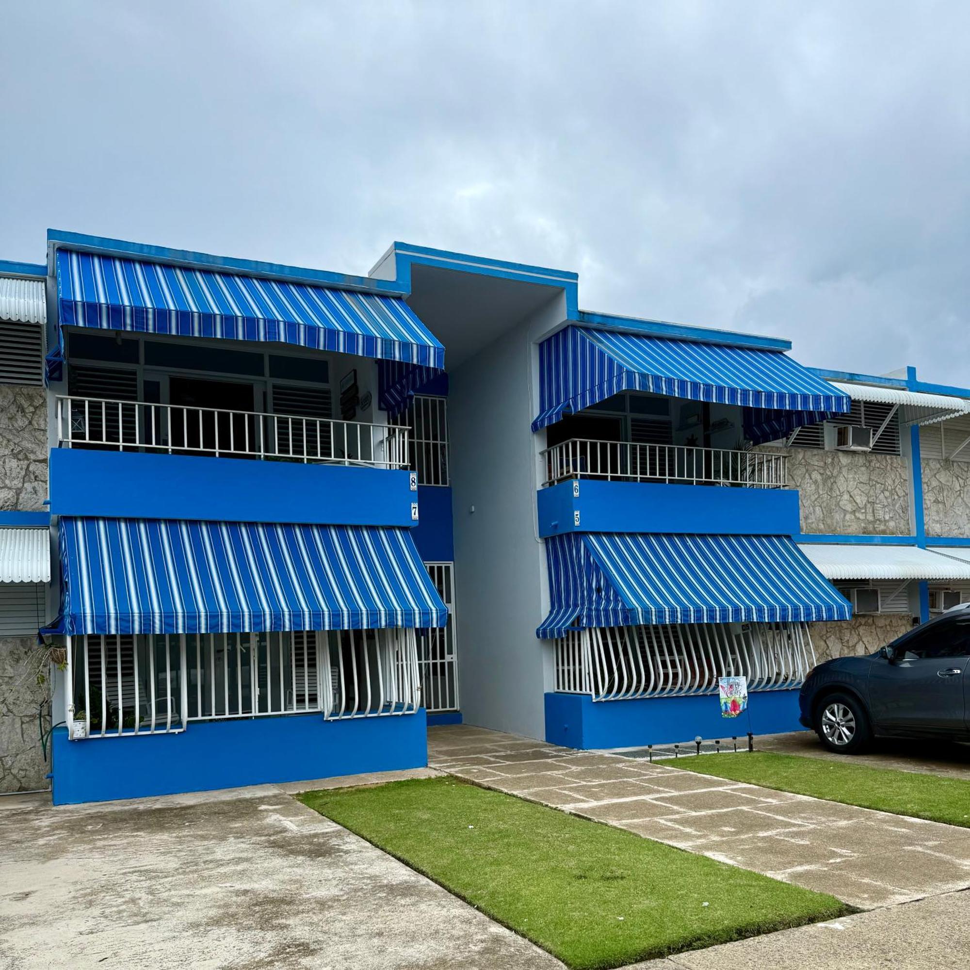 Oceanview Apartment Steps To The Beach Luquillo Buitenkant foto